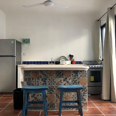 Kay Apartments Isla Mujeres Exterior photo